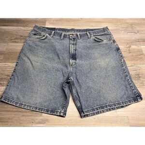 Vtg Wrangler Relaxed Fit Bermuda Denim Short Mens Size 44 Blue Medium Stone Wash